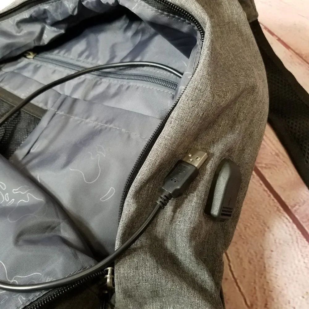 Tuguan Laptop Backpack - Picture 3 of 4
